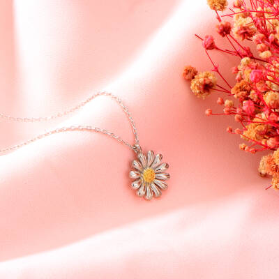 DAISY FIGURE ZIRCON NECKLACE - 2